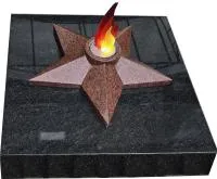 Звезда из красного гранита имитация пламени в Омске (518453)