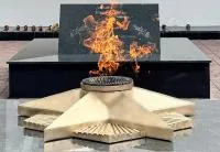 Звезда литьевая латунь (518249) сертификат комплект горелка ГВД 379 10 89 00 ПС - вечный огонь ø 1100 мм. монолит литье  в Омске