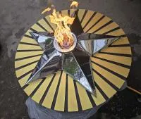 Решётка круг звезды (518198) поставка вечный огонь авторская  в Омске