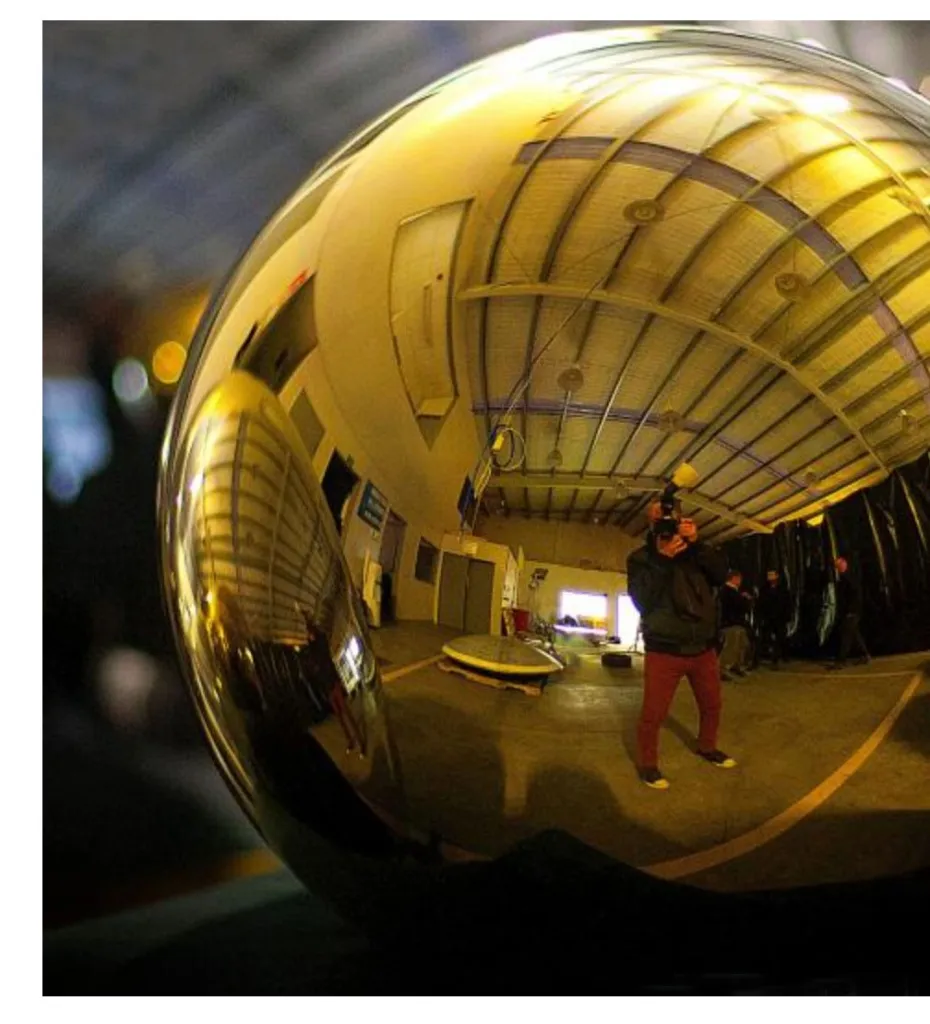 Стальная сфера - полировка до зеркального блеска в Омске